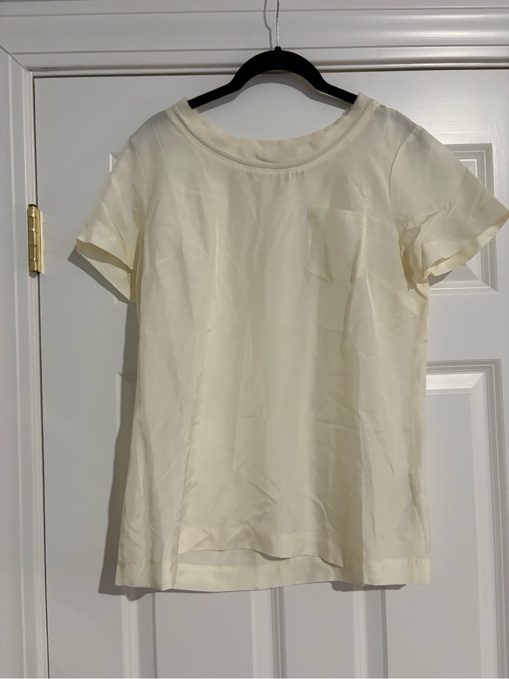 Banana Republic Cream Short Sleeve Blouse